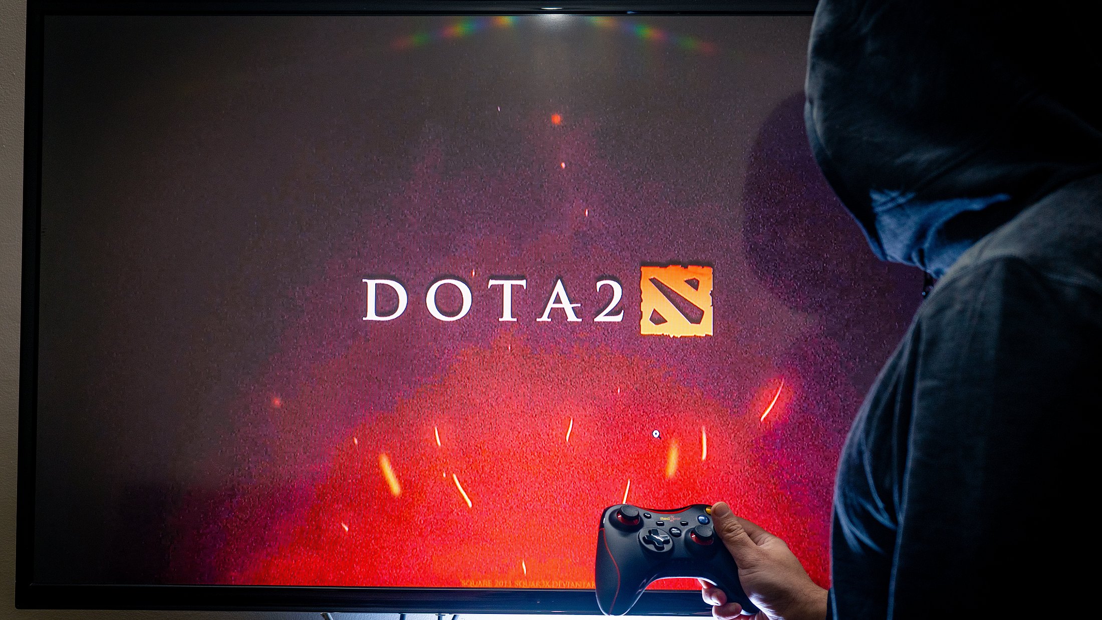 das Logo von DOTA 2 auf einem Bildschirm